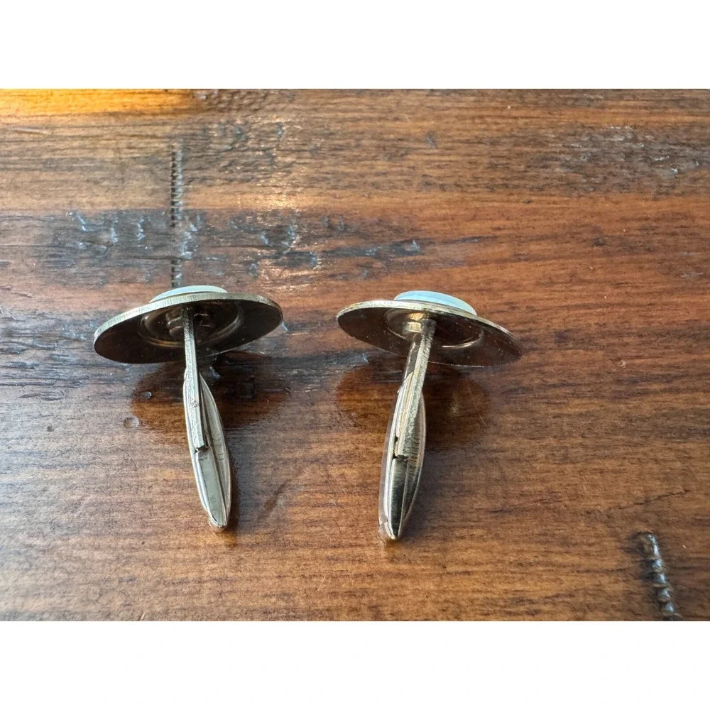 Oval Cufflinks with‎ Mother of Pearl Inlay & Gold Tone Accents Men